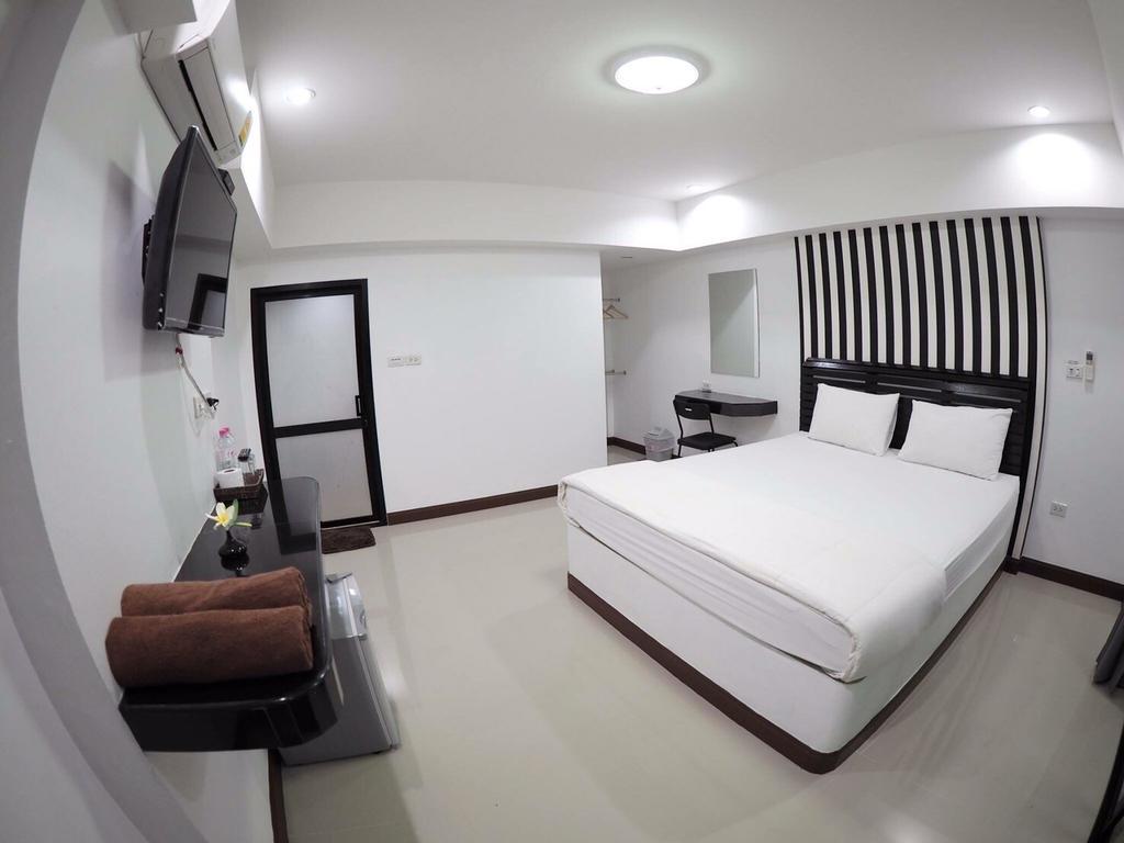 B.M.P Resort Khao Lak Esterno foto